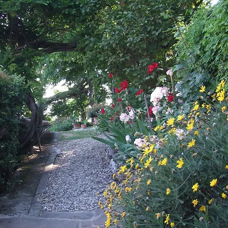 ベッド・アンド・ブレックファスト Villa Nobili B&B