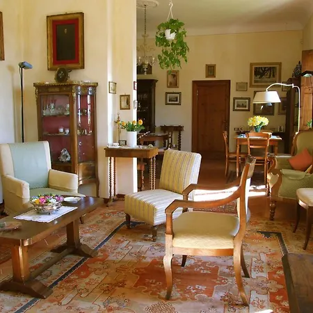 ベッド・アンド・ブレックファスト Villa Nobili B&B 2*